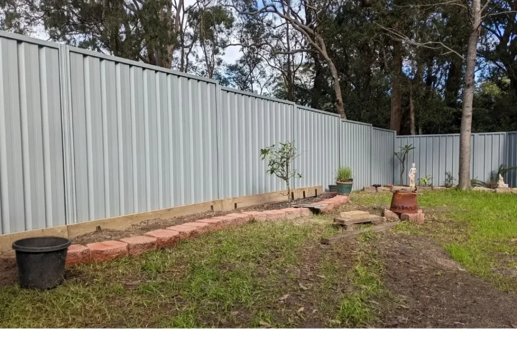 Colorbond boundary fence