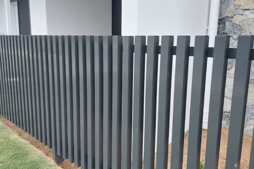 aluminium batten fence