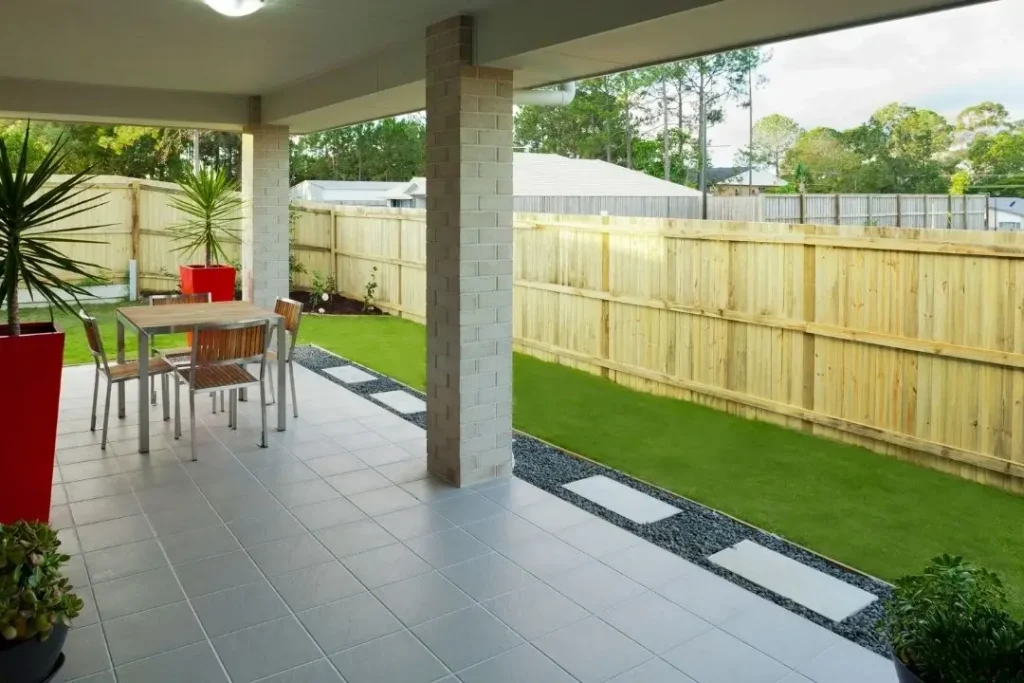 timber paling boundary fence