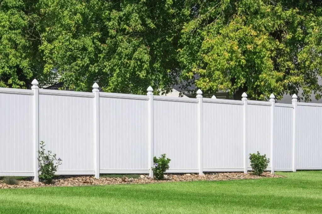 vinyl fence